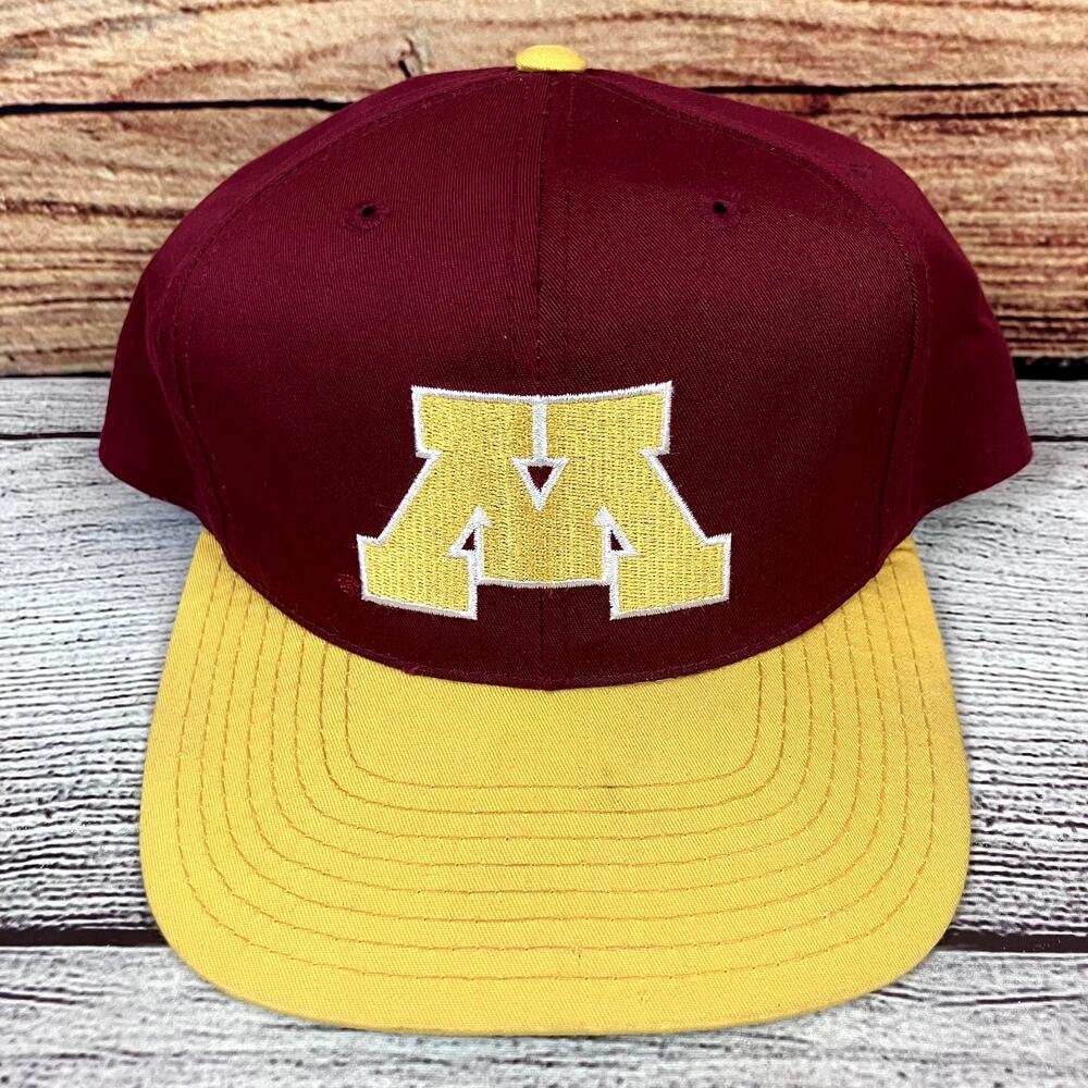 Vintage 1990s Minnesota Gophers NCAA College Snapback Hat